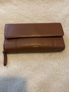 Fossil Brown Leather Foldover Wallet